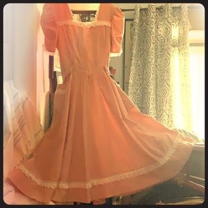 Perfect Spring Dress, Authentic Gunne Sax